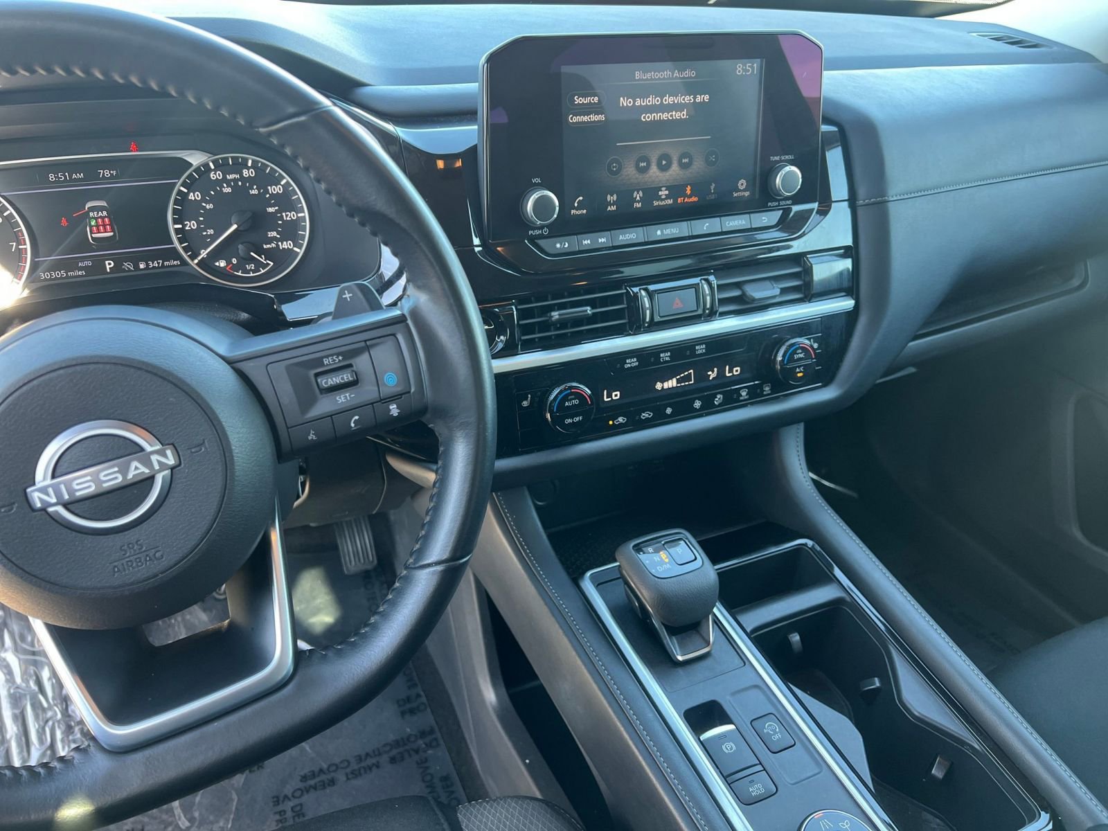 Used 2025 Nissan Pathfinder SV image 21