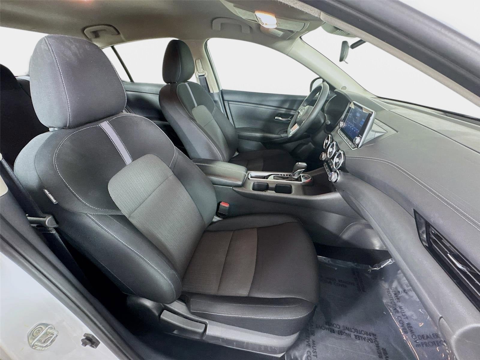 Used 2024 Nissan Sentra SV FWD image 25