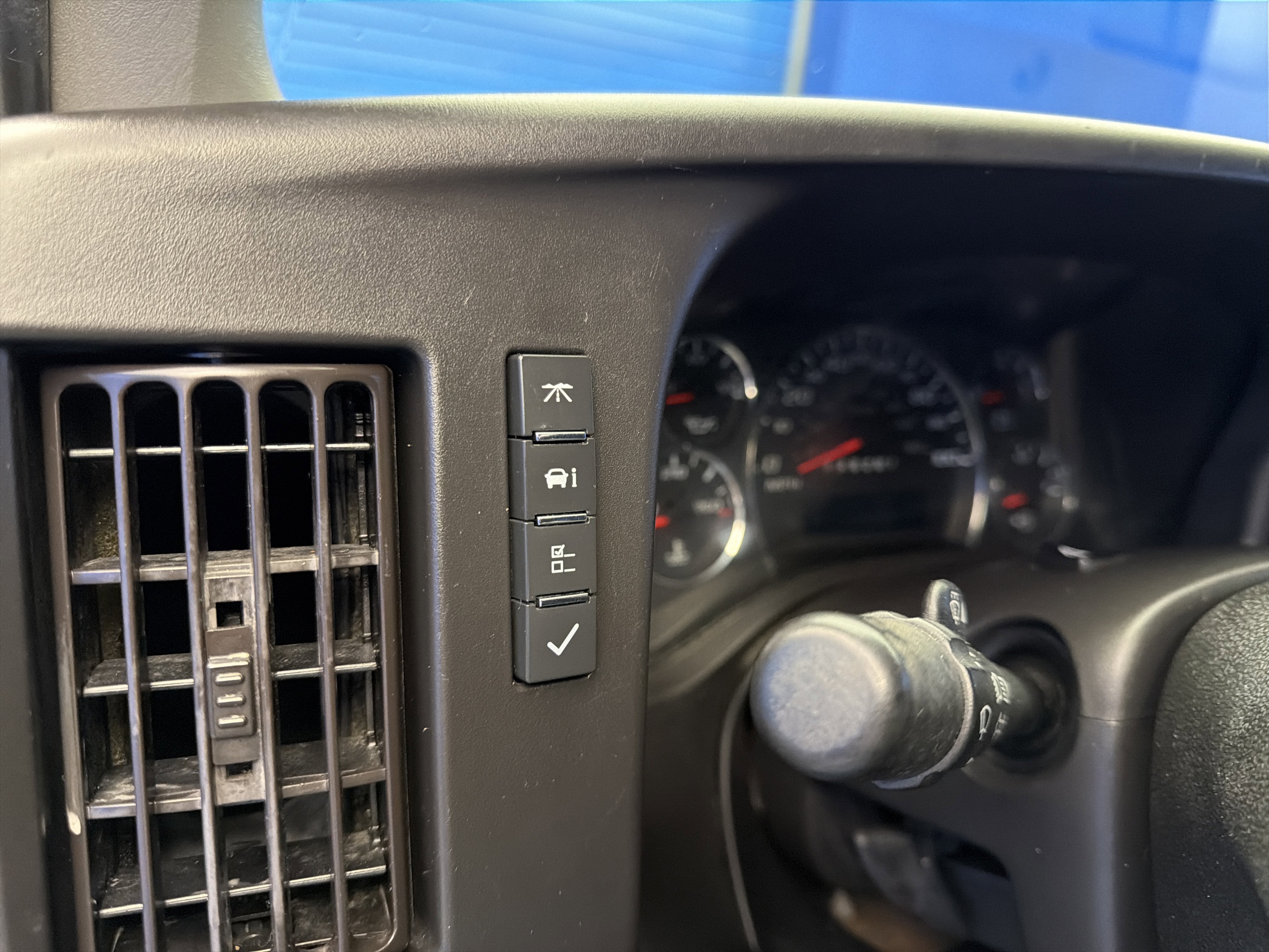 Used 2021 Chevrolet Express 2500 Extended w/ Driver Convenience Package image 14