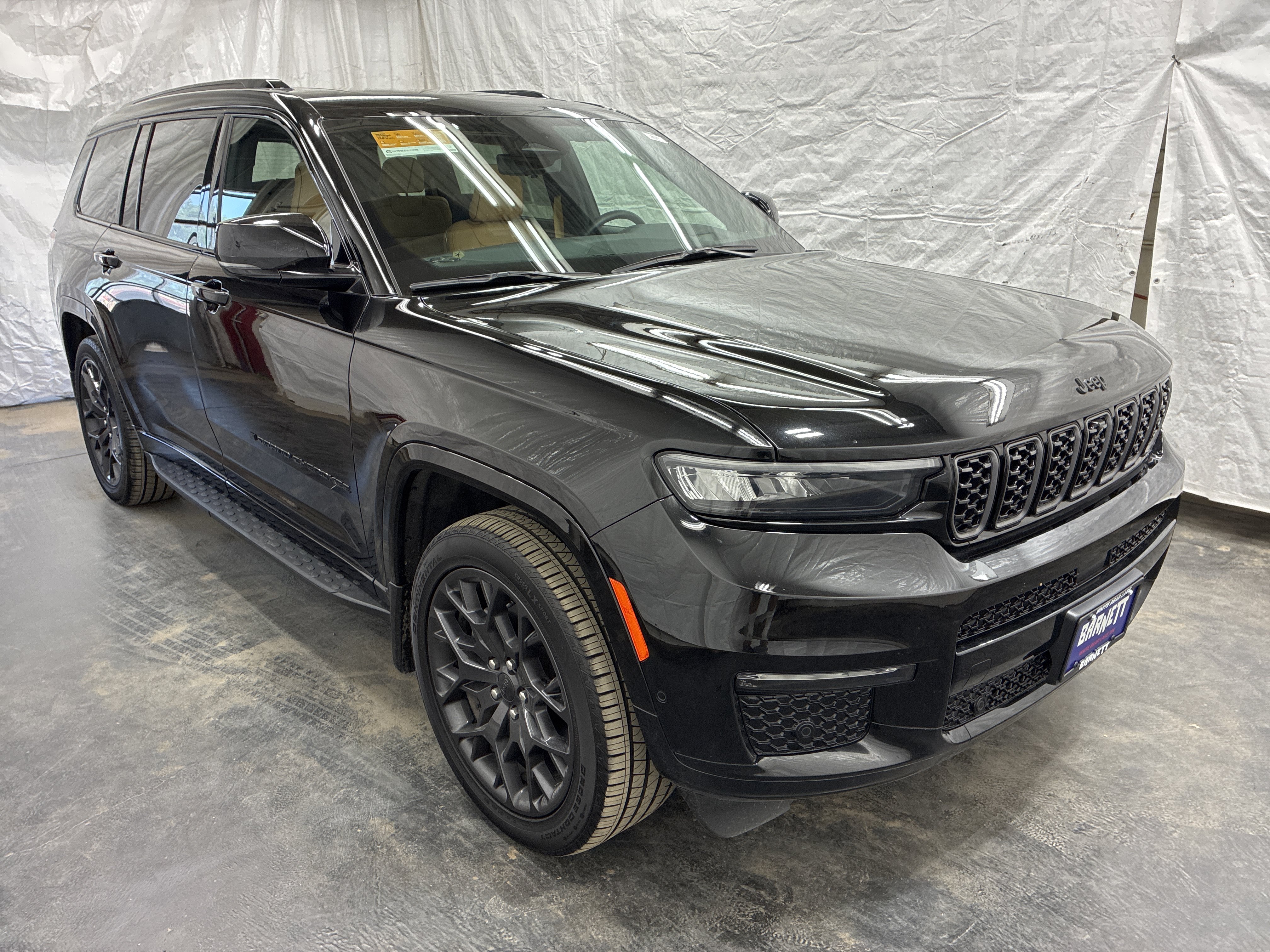 Certified 2024 Jeep Grand Cherokee L Summit AWD/4WD image 4