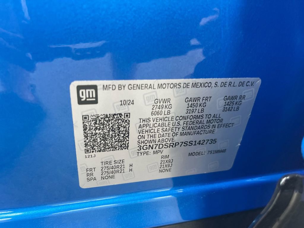 New 2025 Chevrolet Equinox EV RS w/ Active Safety Package 3 image 40