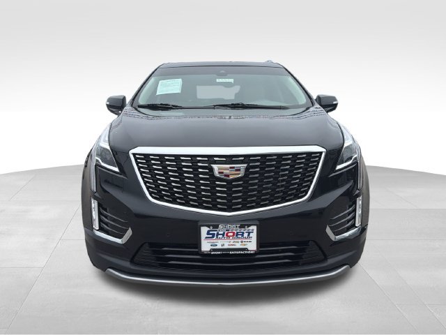 Used 2021 Cadillac XT5 Premium Luxury AWD/4WD image 2