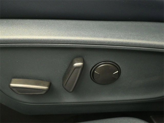 New 2026 Ford Maverick Lariat image 12