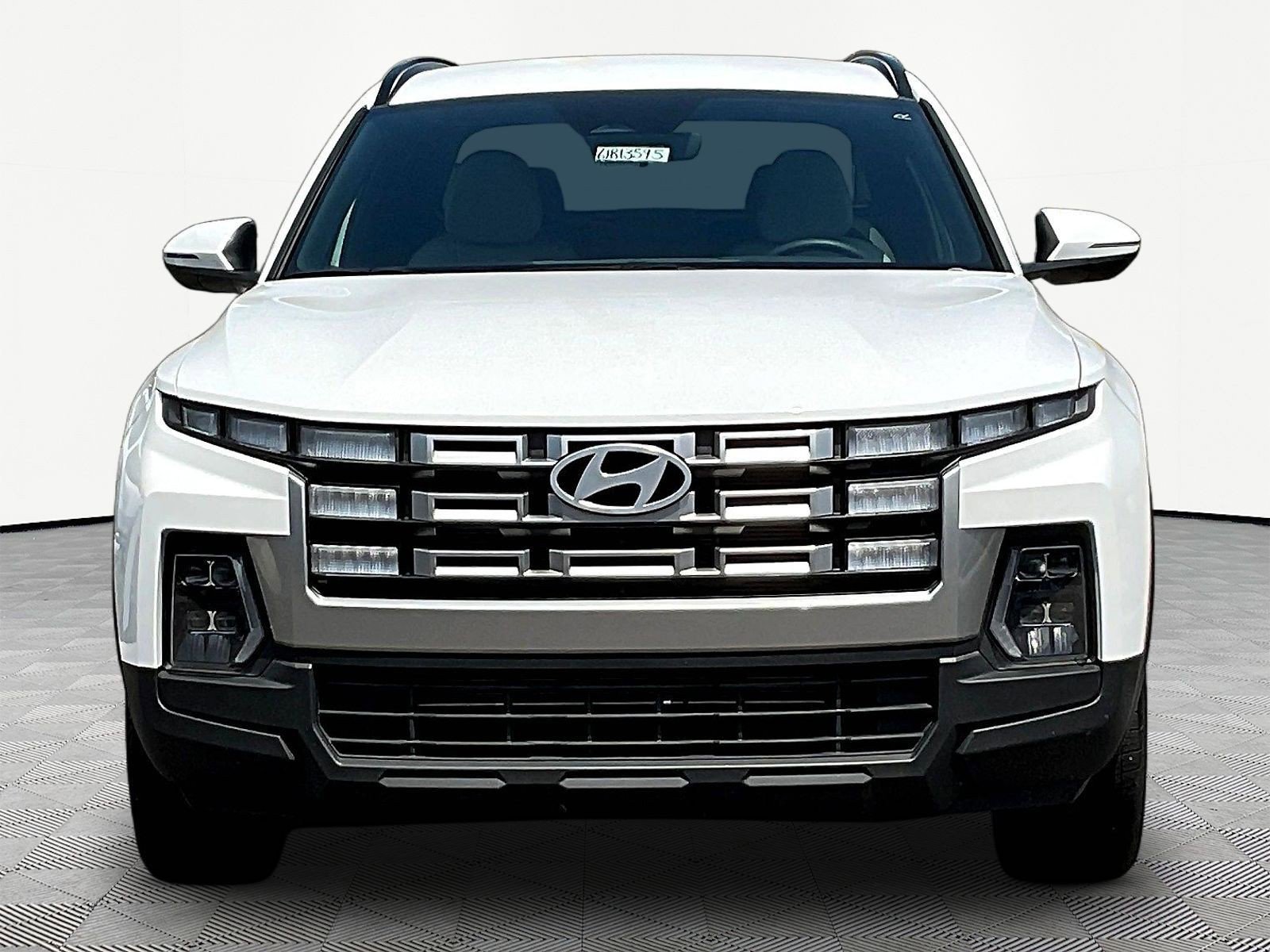 Used 2025 Hyundai Santa Cruz SEL AWD/4WD image 2
