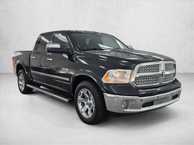 Used 2018 RAM 1500 Laramie w/ Convenience Group AWD/4WD image 3