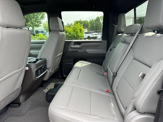 New 2026 GMC Sierra 2500 SLT w/ SLT Premium Package AWD/4WD image 22