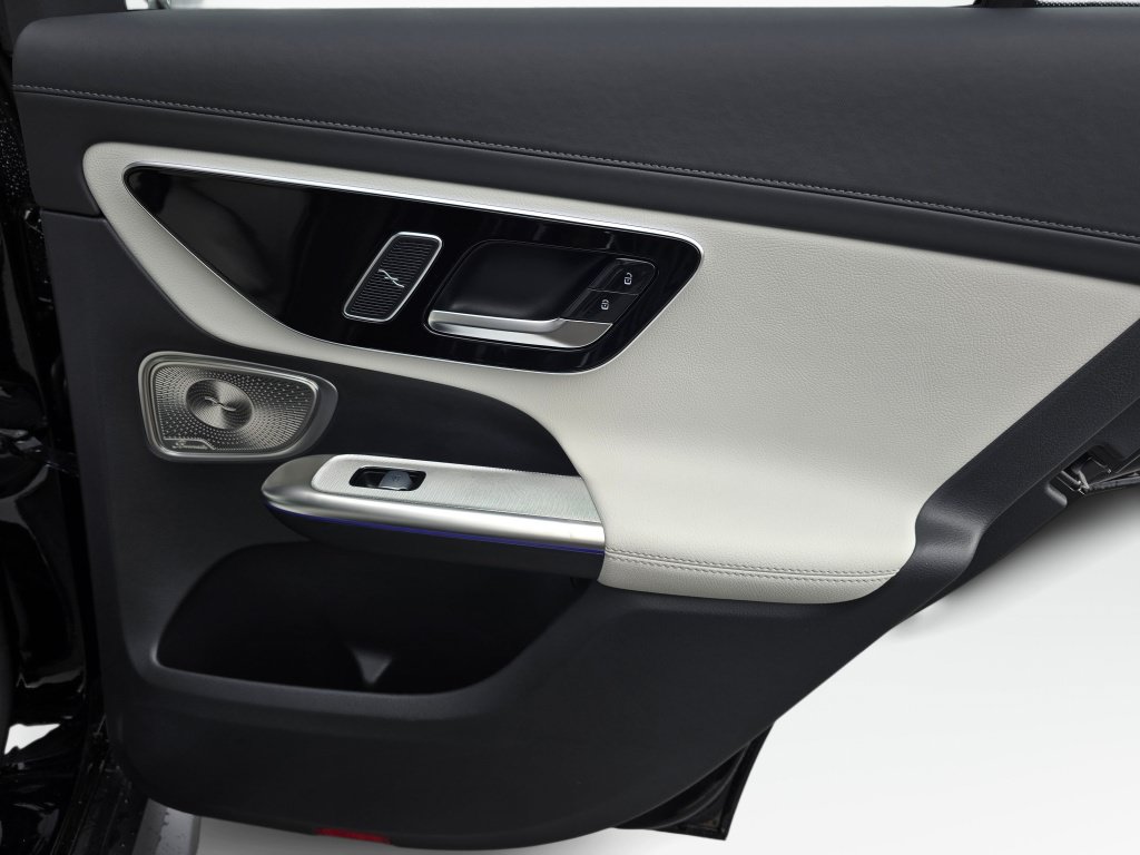 New 2027 Mercedes-Benz GLC 300 4MATIC image 22