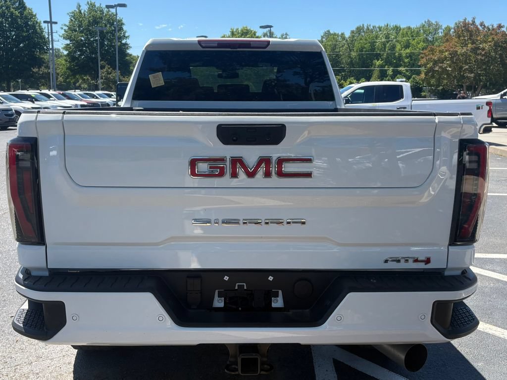 Used 2025 GMC Sierra 2500 AT4 AWD/4WD image 14