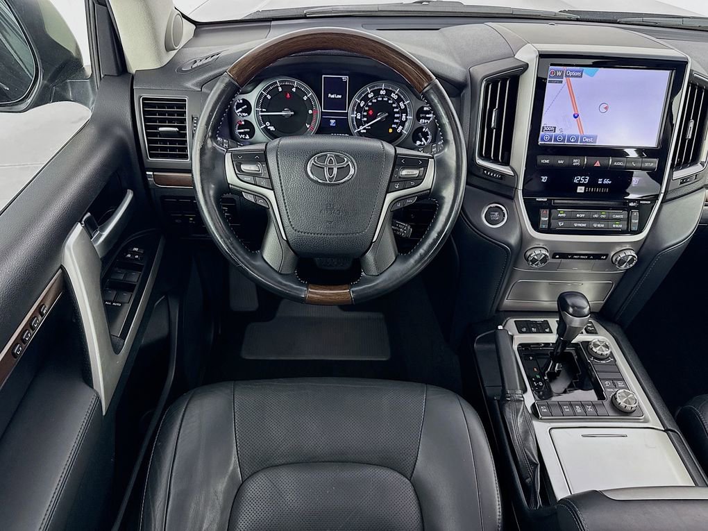 Used 2019 Toyota Land Cruiser image 38