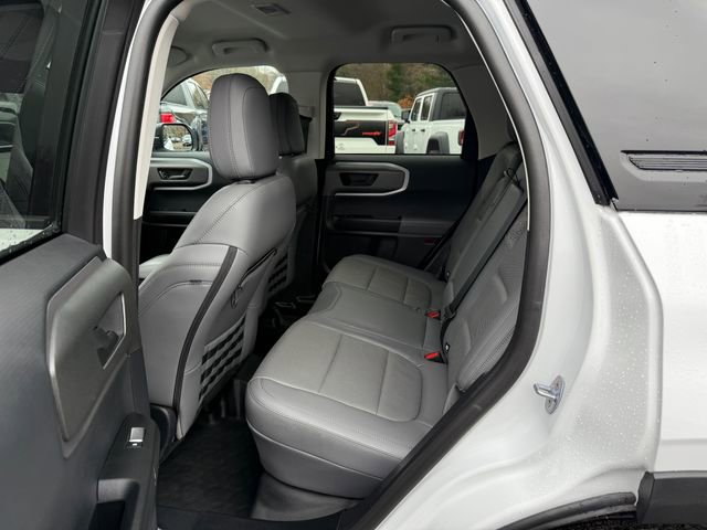 Used 2025 Ford Bronco Sport Badlands image 4
