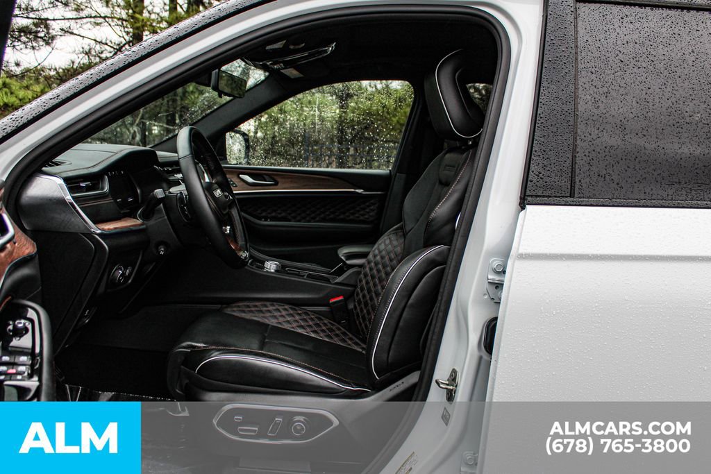 Used 2024 Jeep Grand Cherokee L Summit w/ Advanced Protech Group IV image 17