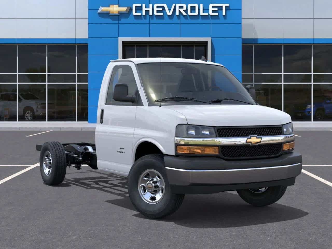 New 2025 Chevrolet Express 3500 w/ Power Convenience Package RWD image 19