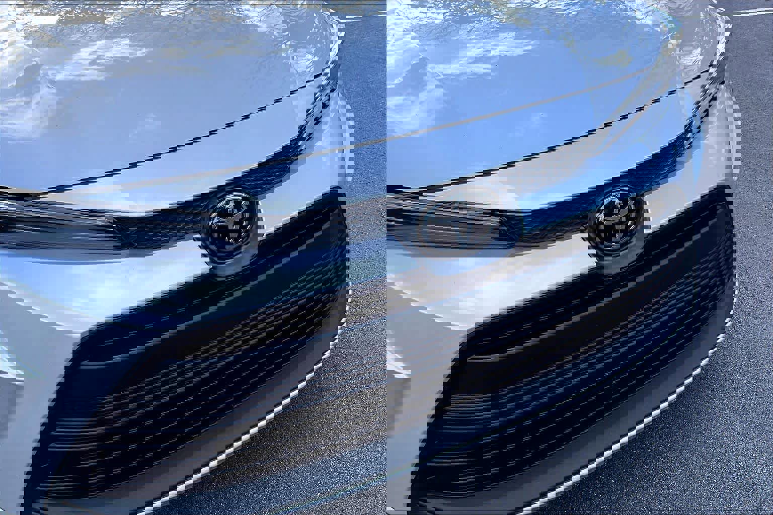 Used 2023 Toyota Corolla LE image 29