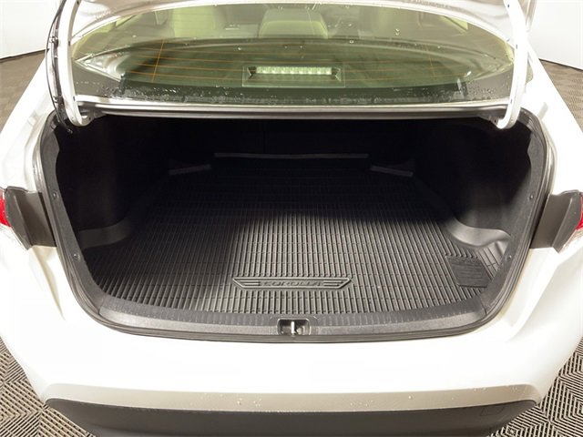 Used 2024 Toyota Corolla LE image 14