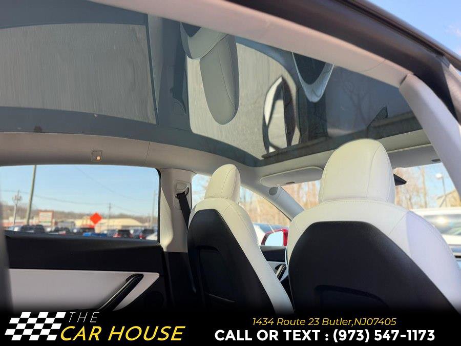Used 2021 Tesla Model Y Long Range AWD/4WD image 23