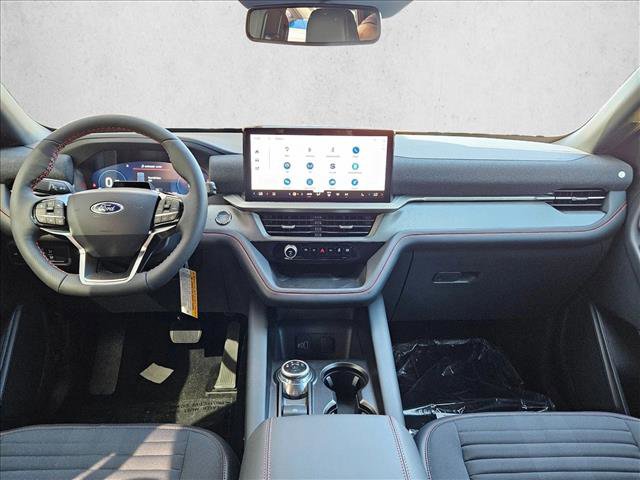 New 2026 Ford Explorer ST-Line w/ ST-Line Street Pack image 15