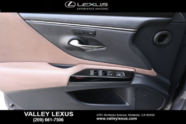 Used 2023 Lexus ES 300h w/ Premium Package FWD image 12