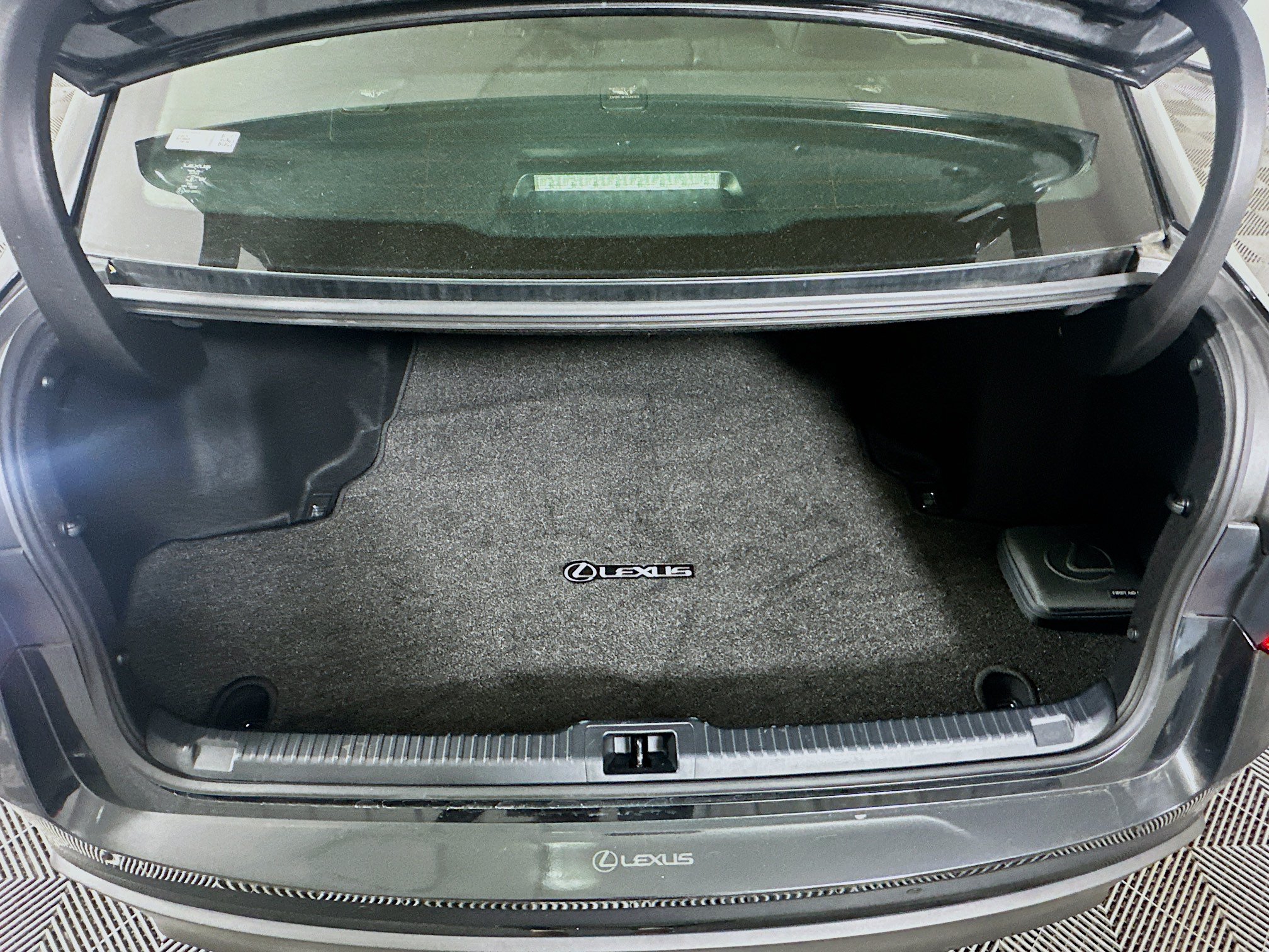 Used 2024 Lexus IS 300 w/ Comfort Package RWD image 29