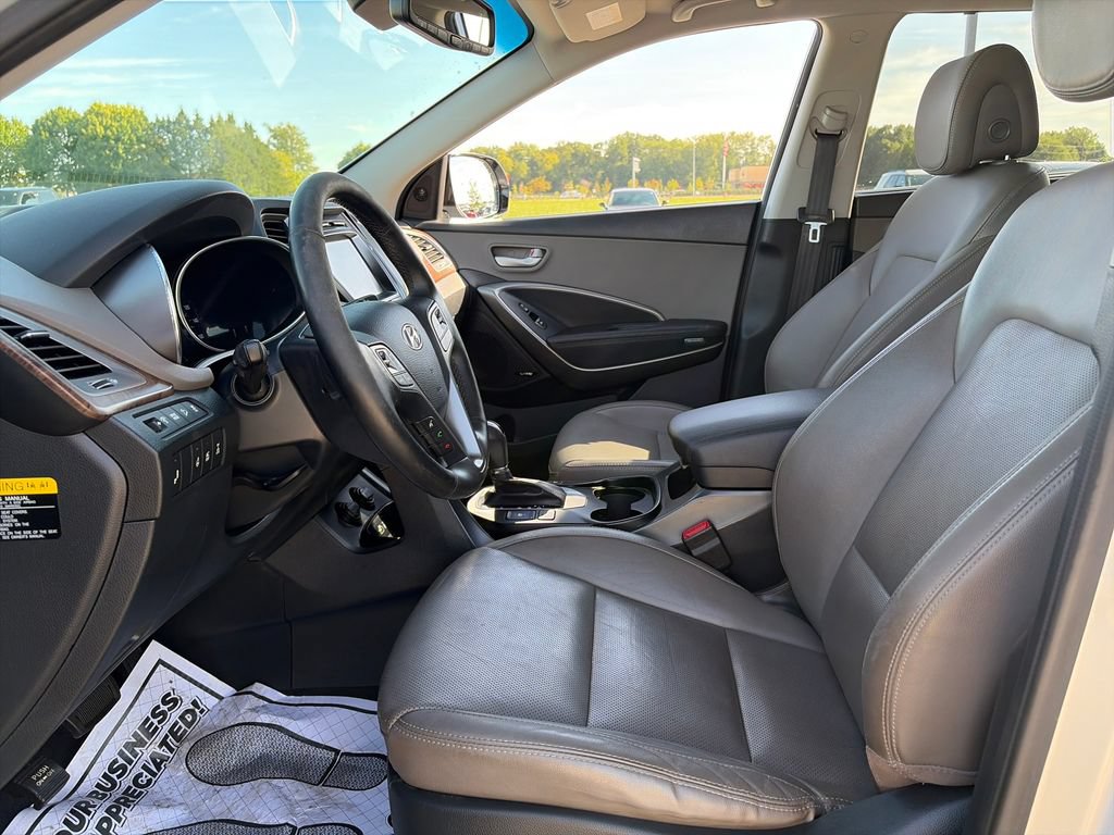Used 2017 Hyundai Santa Fe AWD image 15