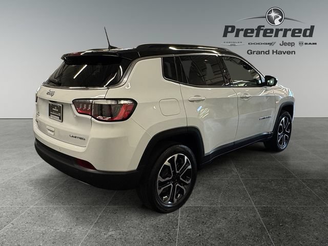 Used 2023 Jeep Compass Limited AWD/4WD image 19