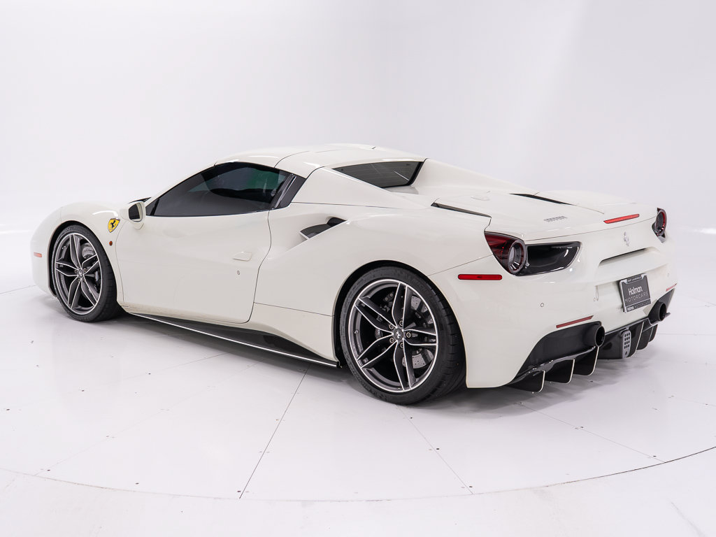 Used 2018 Ferrari 488 Spider RWD image 12