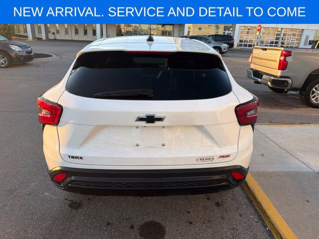 Certified 2024 Chevrolet Trax RS w/ Driver Confidence Package FWD image 9
