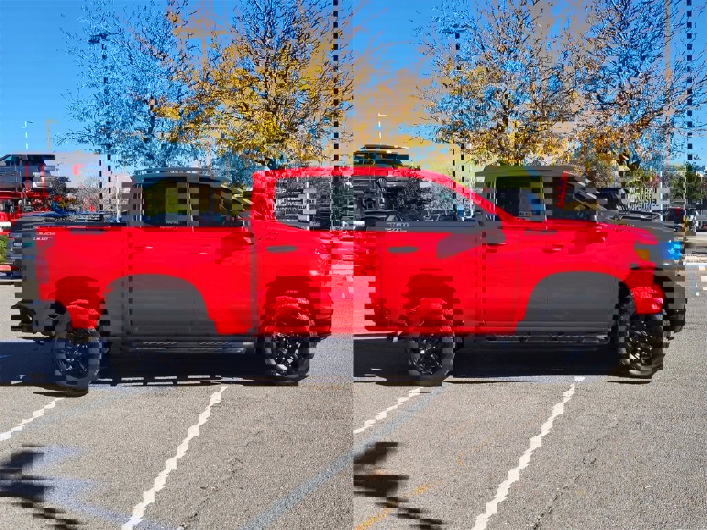 Certified 2024 Chevrolet Silverado 1500 Custom Trail Boss w/ Turbomax Blackout Package image 2