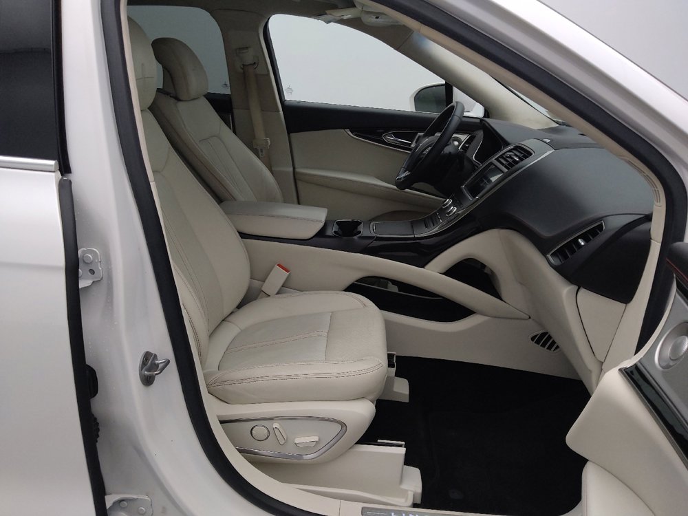 Used 2018 Lincoln MKX Black Label w/ Cargo Utility Package image 21