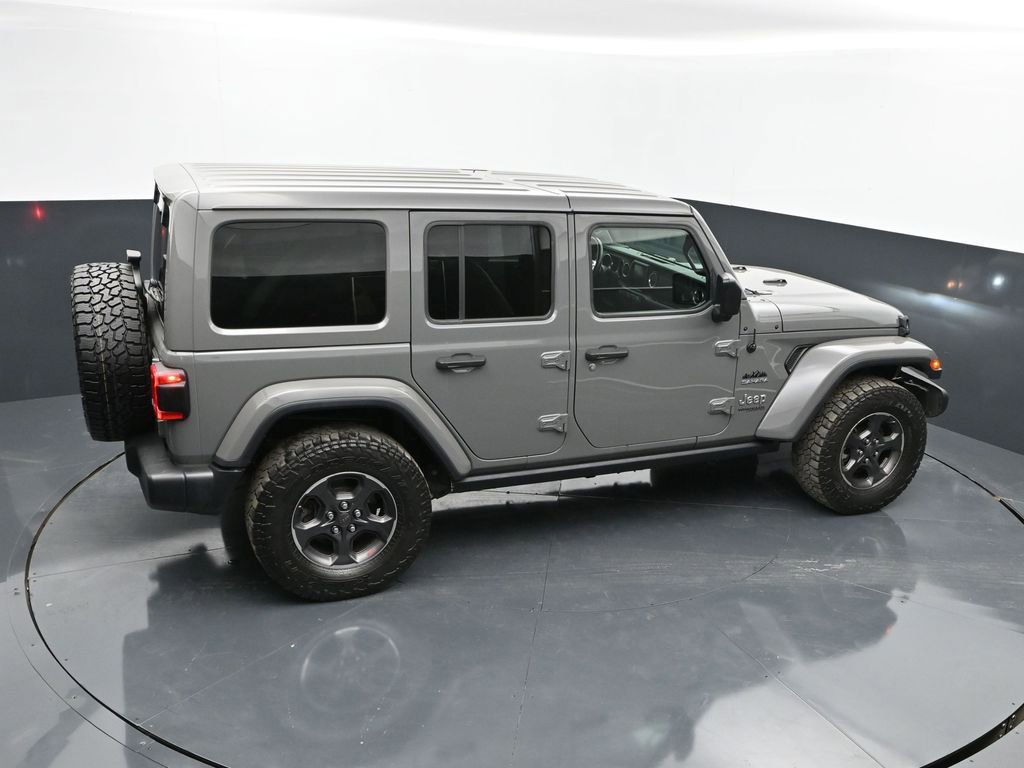 Used 2022 Jeep Wrangler Unlimited Sahara w/ Cold Weather Group image 27