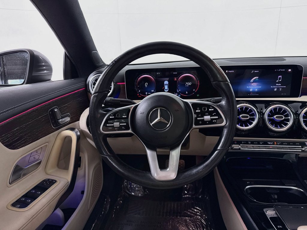 Used 2020 Mercedes-Benz CLA 250 image 27