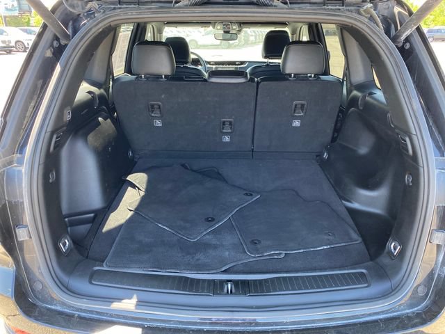 Used 2023 Jeep Grand Cherokee Altitude AWD/4WD image 20