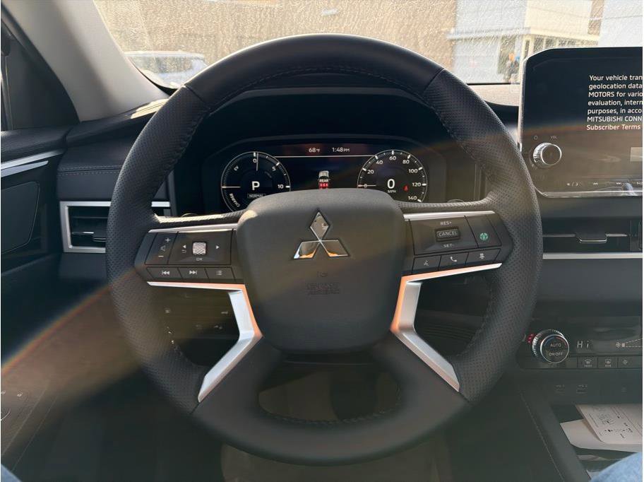 Used 2025 Mitsubishi Outlander Ralliart image 12