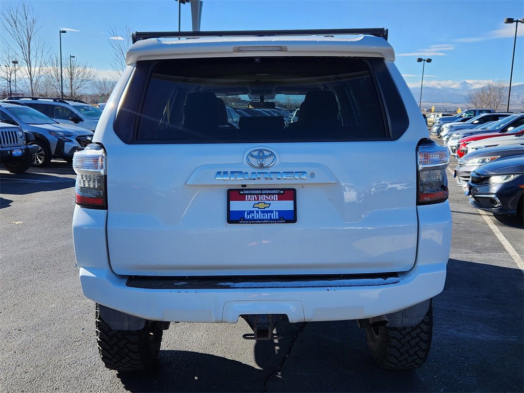 Used 2016 Toyota 4Runner SR5 image 12