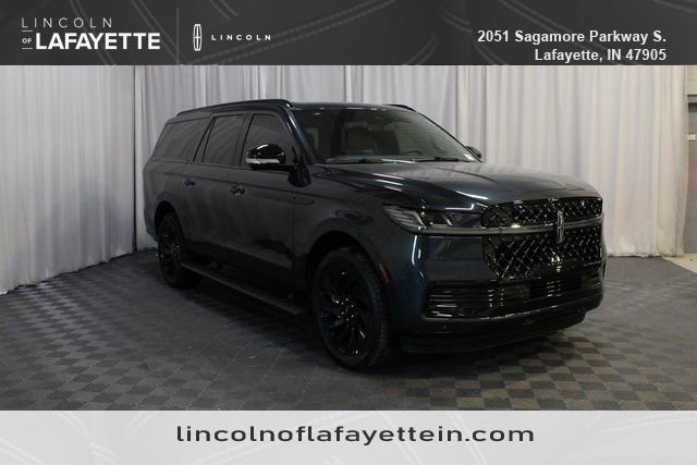 New 2026 Lincoln Navigator L Reserve w/ Jet Appearance Package image 31