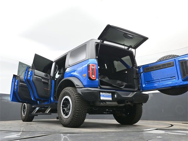 Used 2023 Ford Bronco Badlands image 46