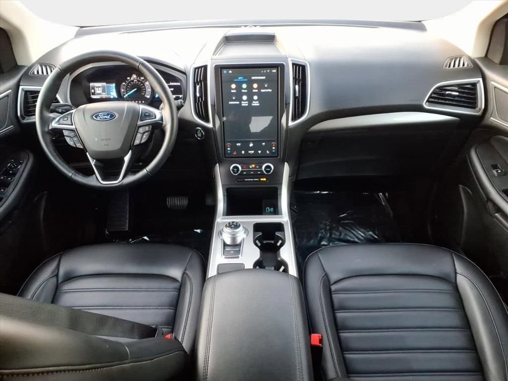 Used 2024 Ford Edge SEL image 8