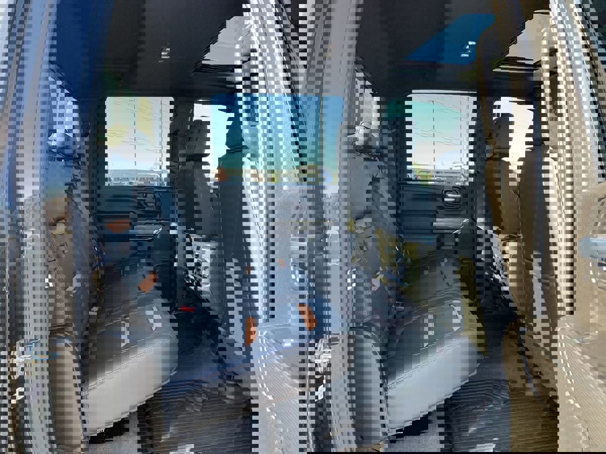 Used 2020 GMC Sierra 2500 AT4 w/ AT4 Premium Package image 35