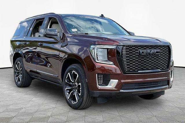 Used 2023 GMC Yukon Denali RWD image 1