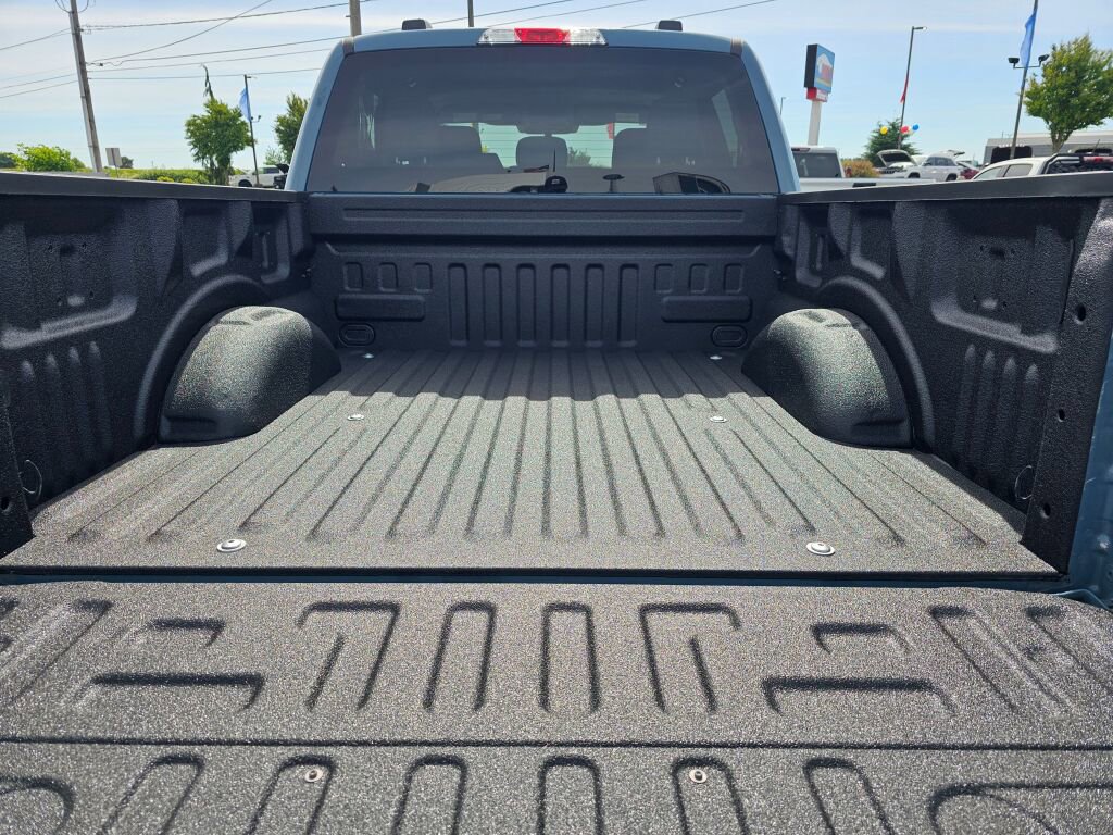 Used 2023 Ford F150 XLT AWD/4WD image 16