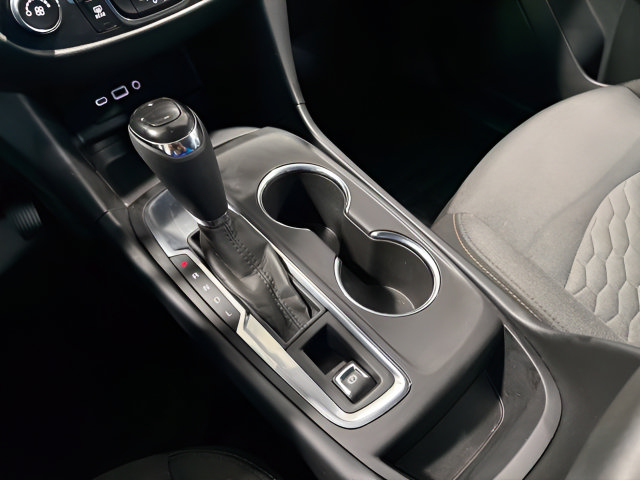 Used 2020 Chevrolet Equinox LT FWD image 21