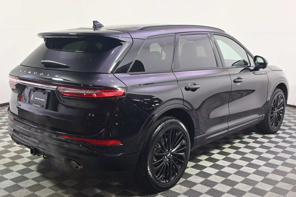 New 2025 Lincoln Corsair Reserve w/ Jet Appearance Package image 7