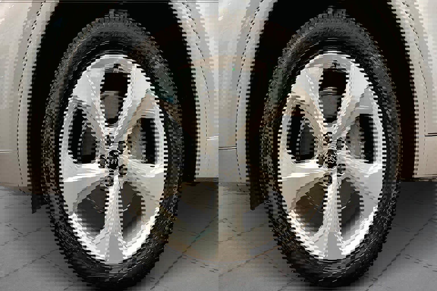 Certified 2025 Audi Q5 2.0T Premium Plus w/ Premium Plus Package image 10