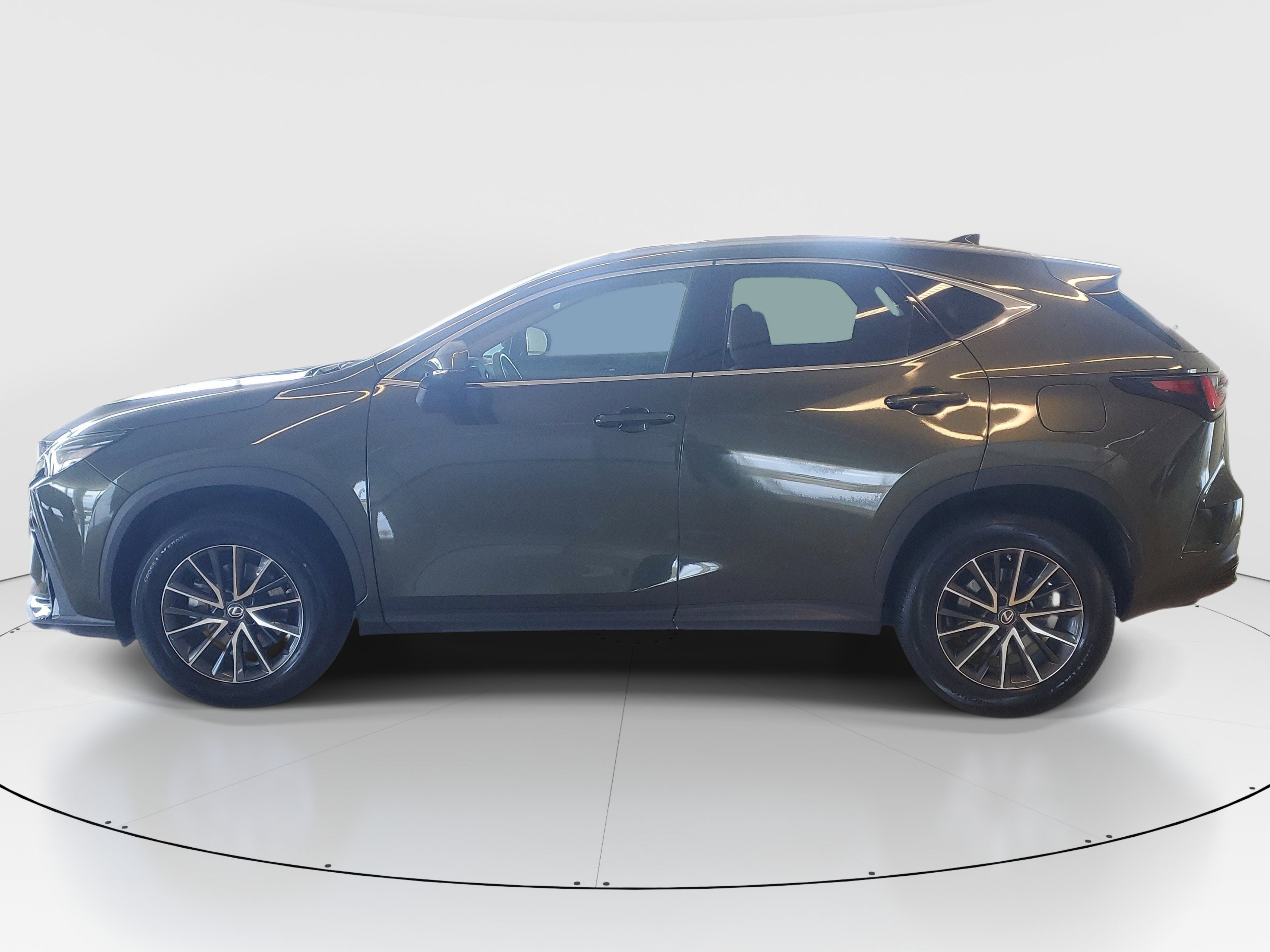 Used 2023 Lexus NX 350 AWD image 7