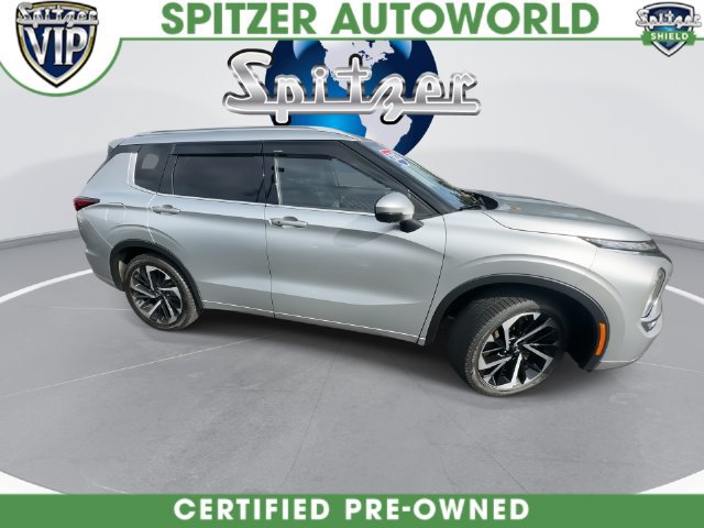 Used 2023 Mitsubishi Outlander AWD image 3
