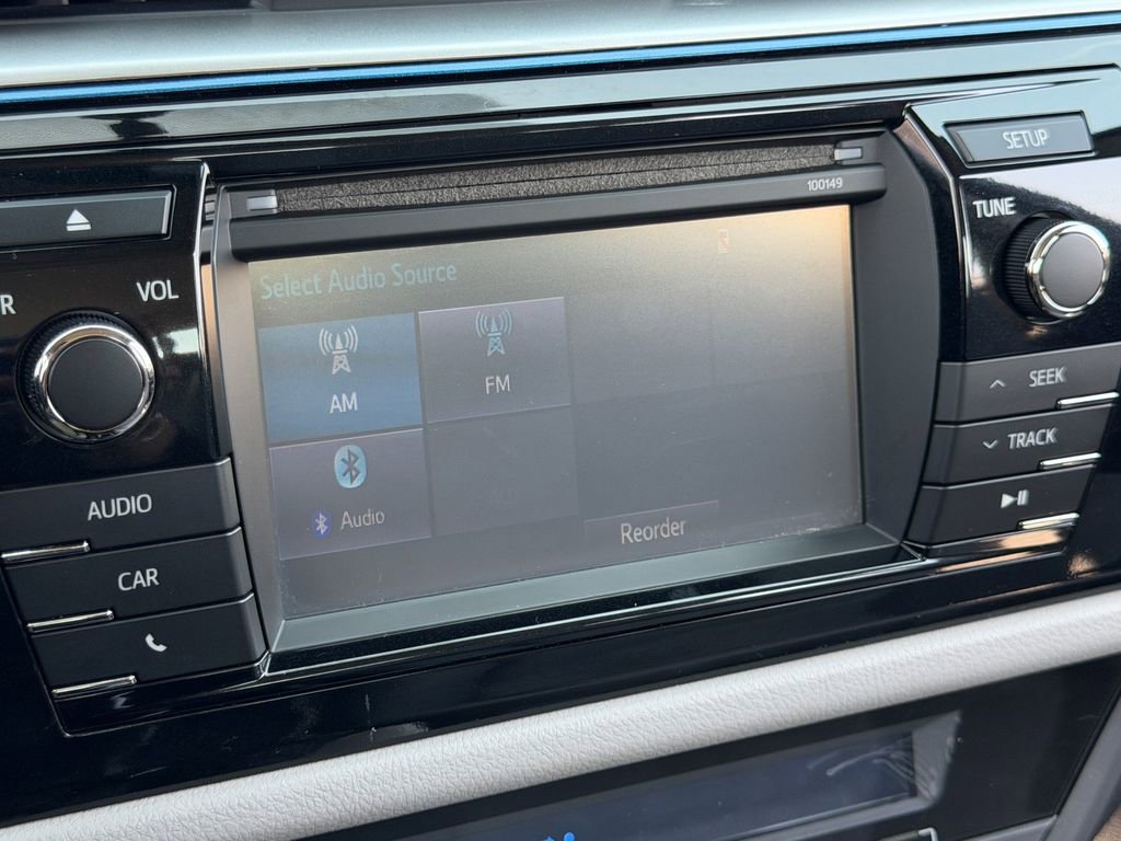 Used 2015 Toyota Corolla LE image 24