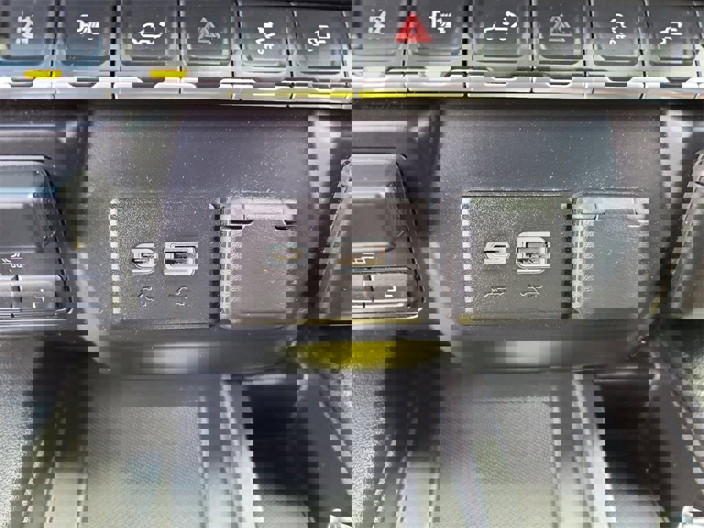 Used 2020 Chevrolet Silverado 2500 High Country w/ Z71 Off-Road Package image 20