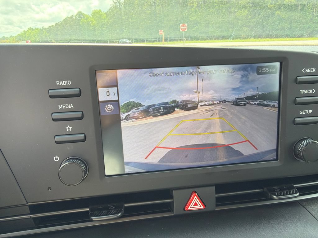 Certified 2025 Hyundai Elantra Sport FWD image 29