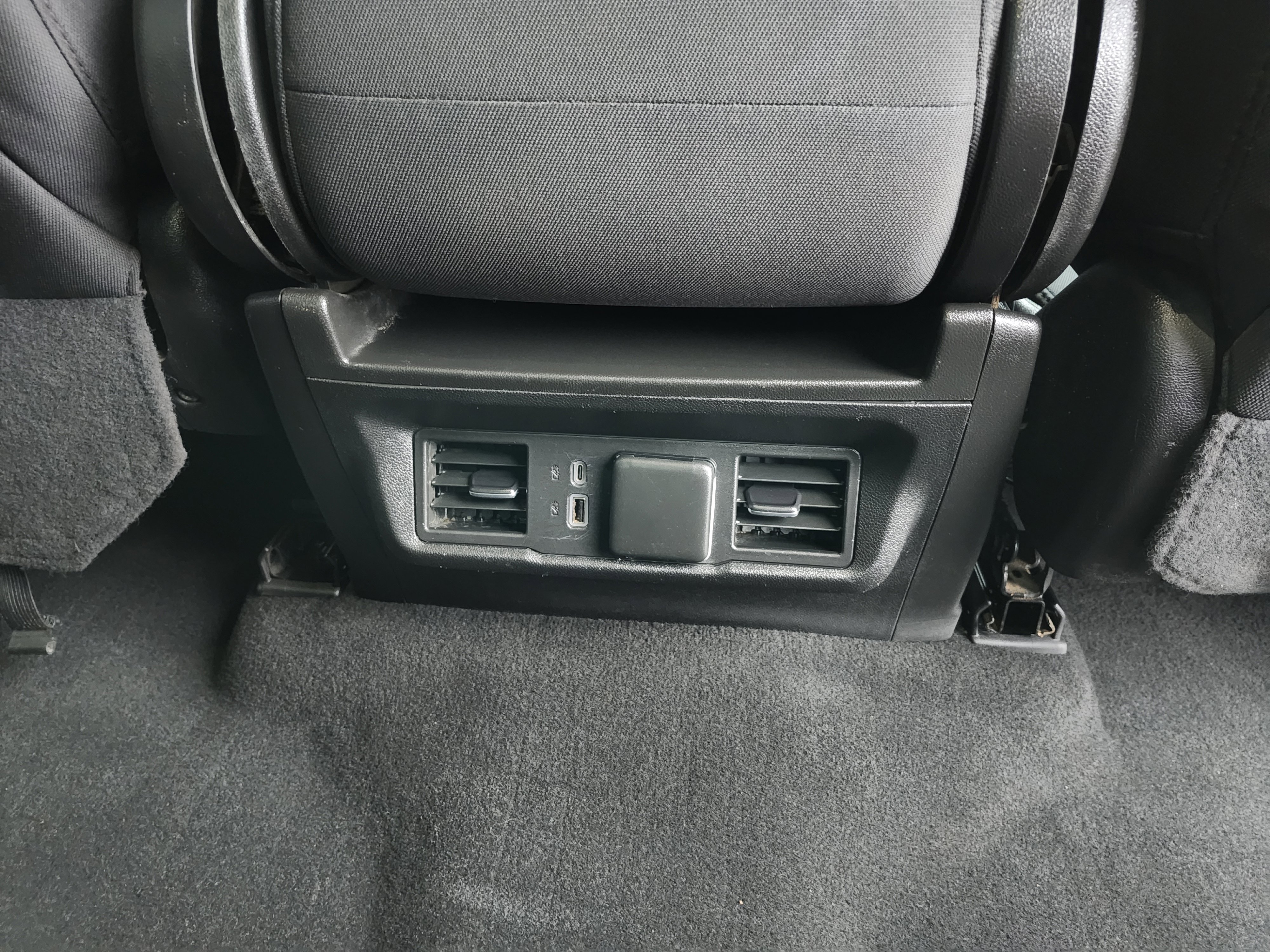 Used 2024 Chevrolet Silverado 2500 LT image 22