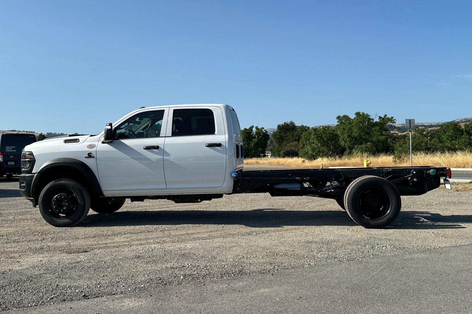 New 2025 RAM 5500 Tradesman AWD/4WD image 7