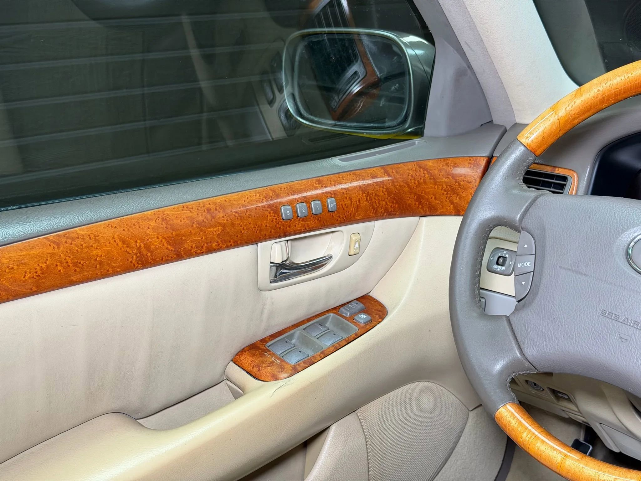 Used 2005 Lexus LS 430 image 27